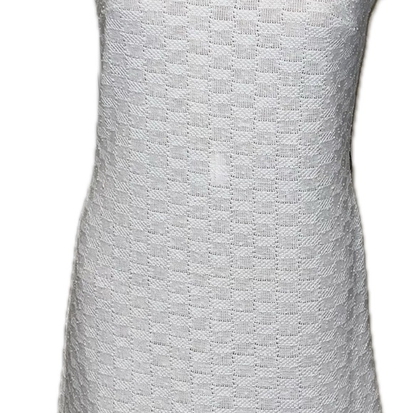 Woman’s small 2piece dress and jacket. White dress with black border - Picture 3 of 4